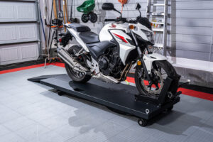 HMC SL-3086 motorcycle lift with Honda