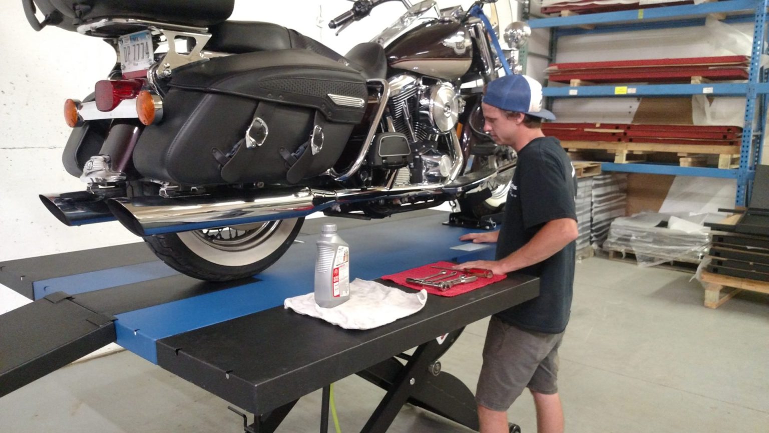 HMC SL6090T Trike or CanAm Spyder Lift Table Made in U.S.A.