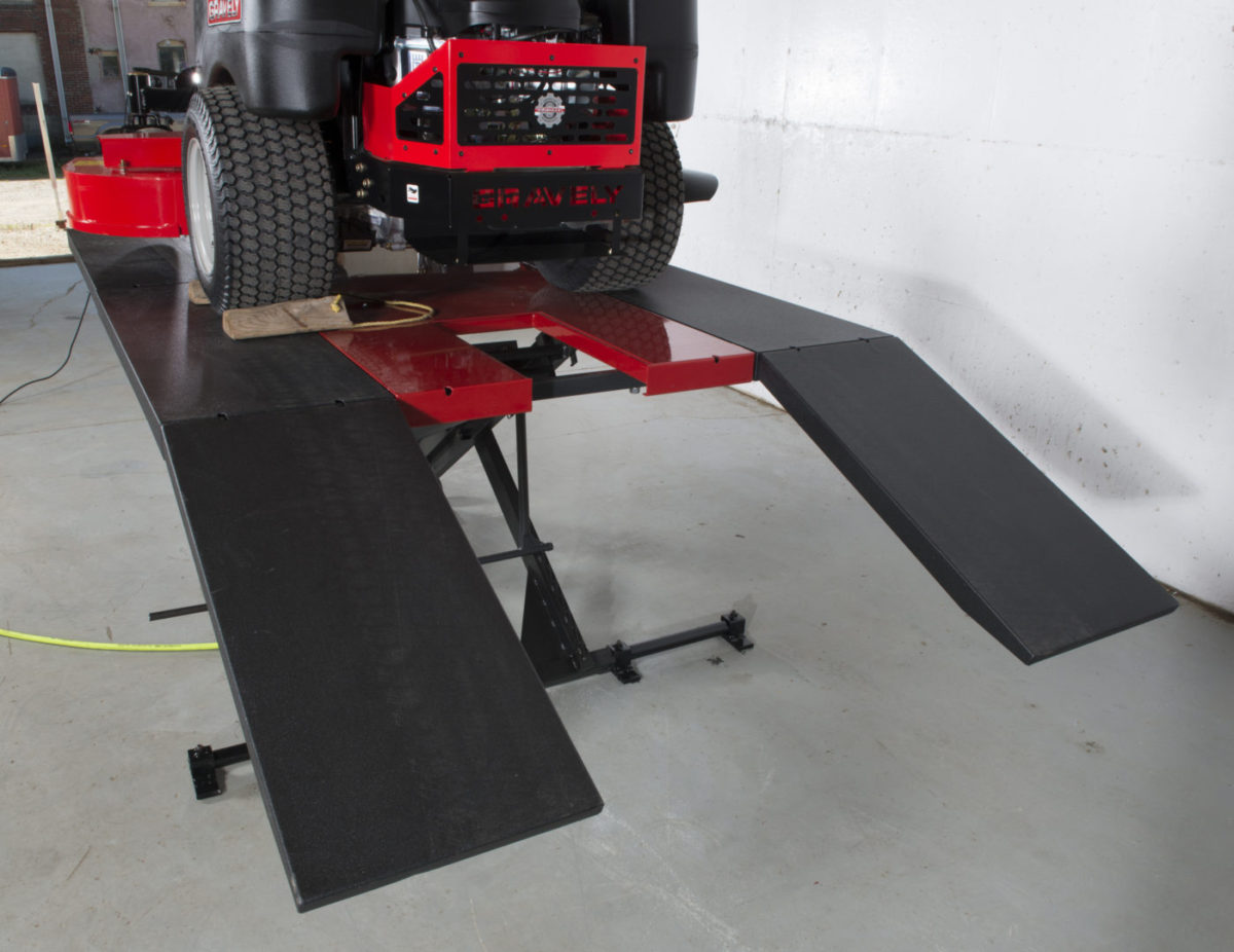 HMC SL6090Turf Turf Equipment & Mowers Lift Table Made in U.S.A.