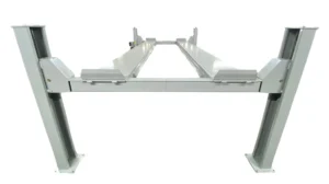Triumph NTR-32, 32,000 lb four post hydraulic service lift
